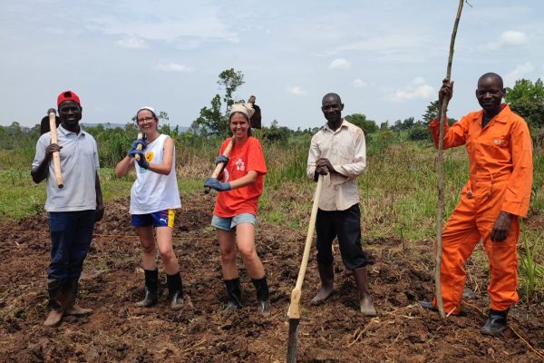 1696876220203 1696876220203